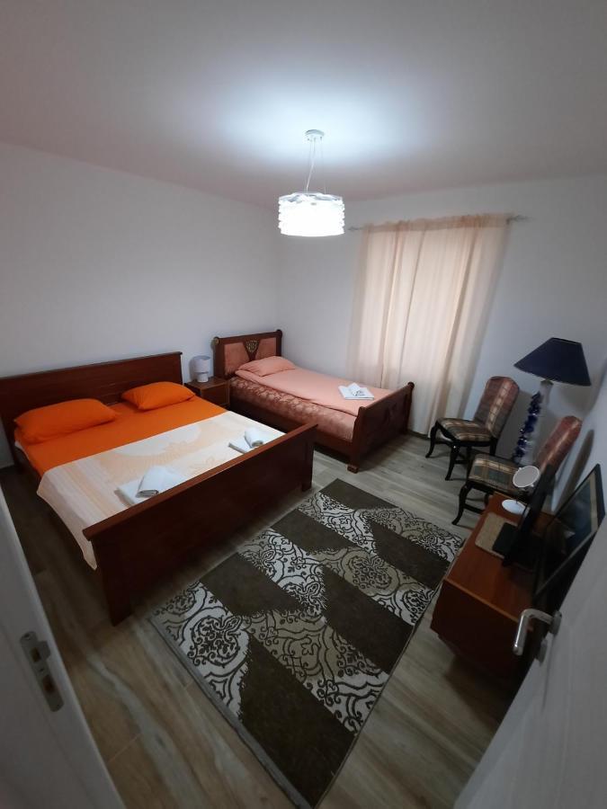 Apartments Mila Cetinje Buitenkant foto